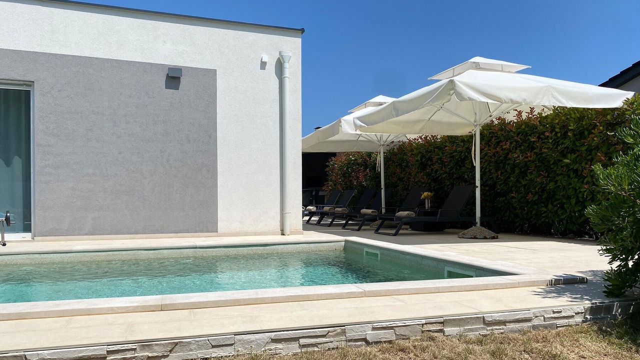 Photo of Outdoor in Rebici
