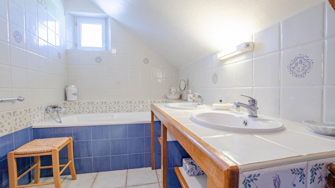 Photo of Bathroom in Laines-aux-Bois