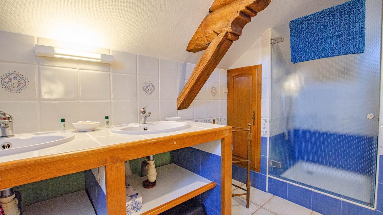 Photo of Bathroom in Laines-aux-Bois