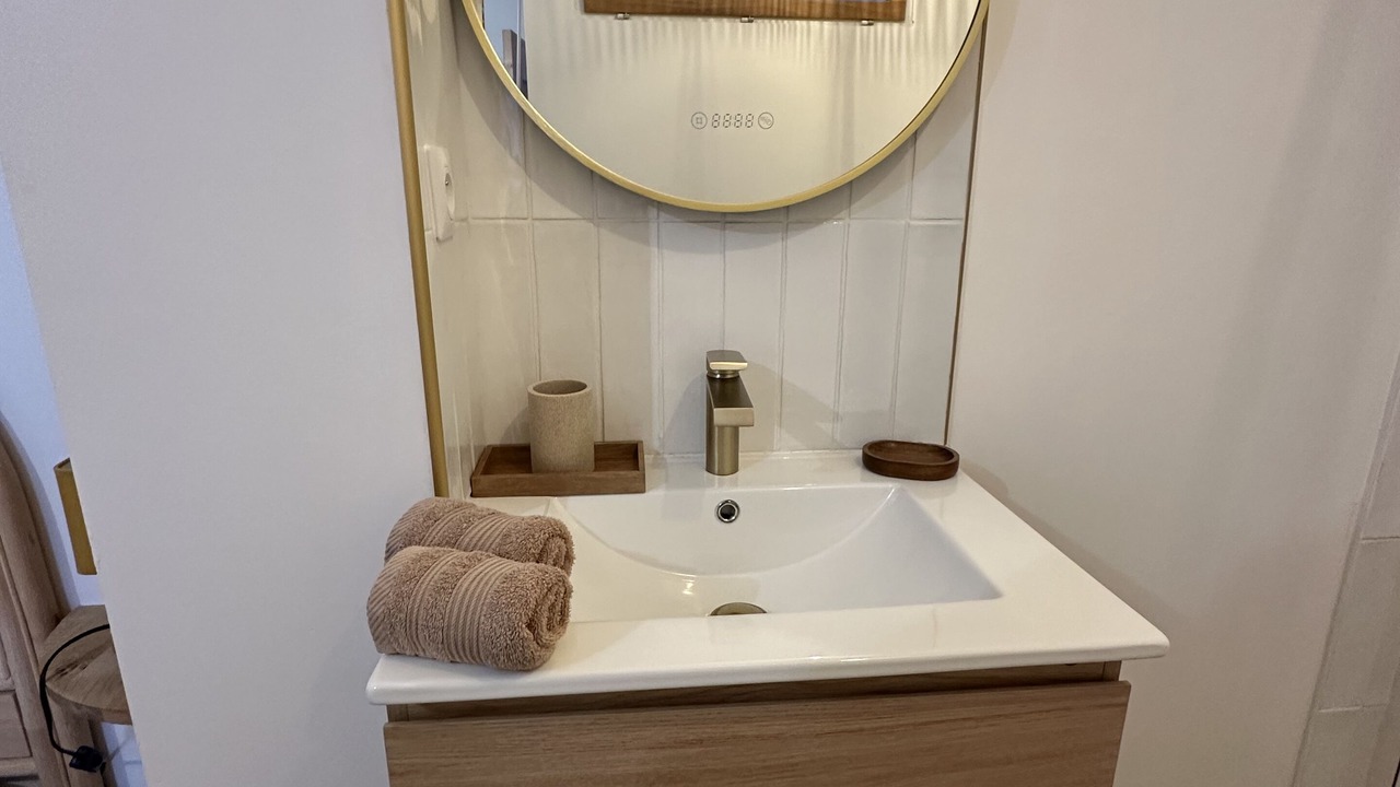 Photo of Bathroom in Brissac-Quince