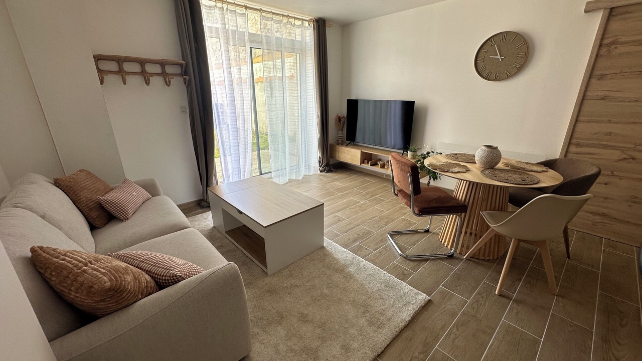 Photo of Livingroom in Brissac-Quince