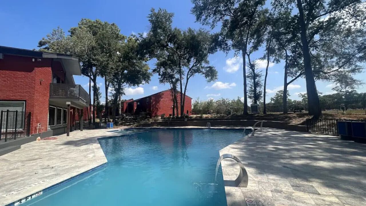 Photo of Outdoor in Garden Oaks