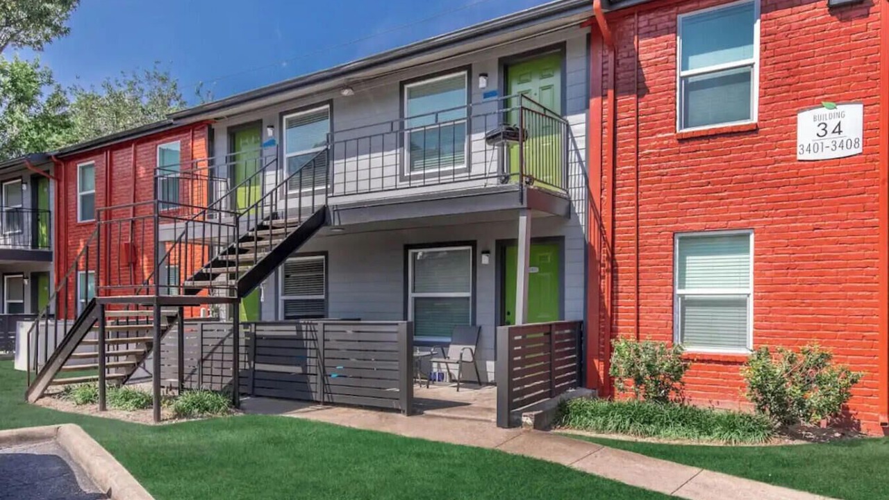 Photo of Outdoor in Garden Oaks