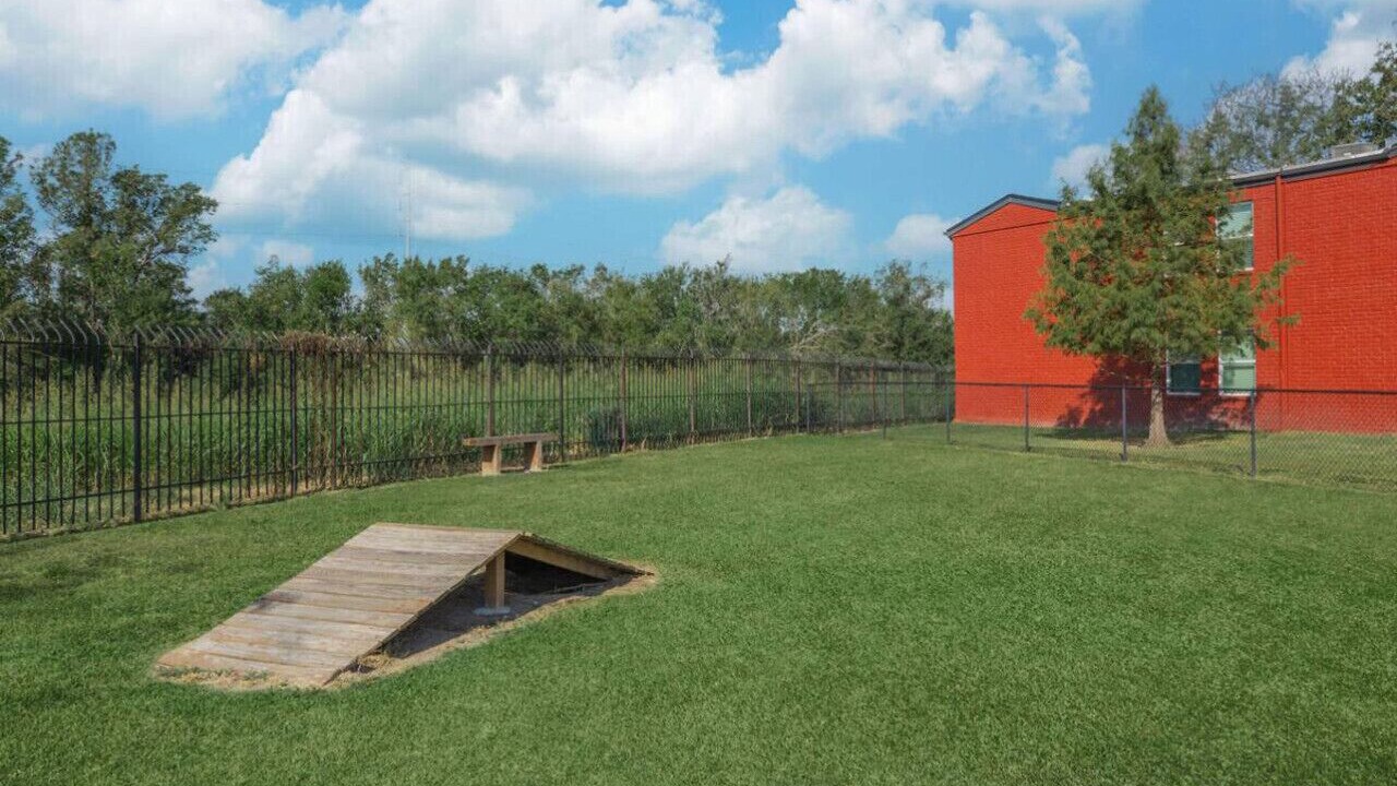 Photo of Outdoor in Garden Oaks