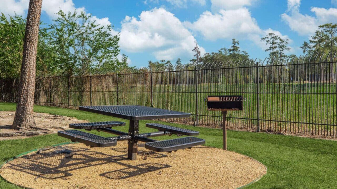 Photo of Outdoor in Garden Oaks