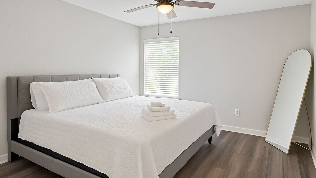 Photo of Bedroom in Garden Oaks