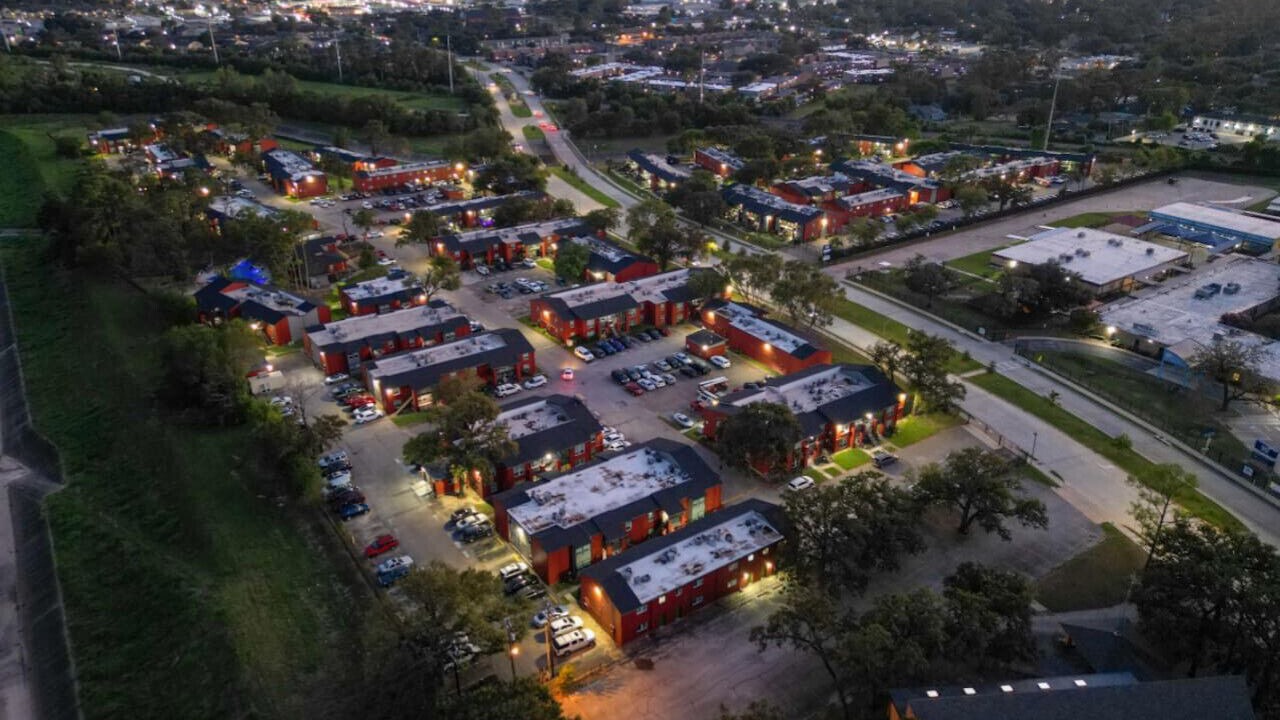 Photo of Outdoor in Garden Oaks