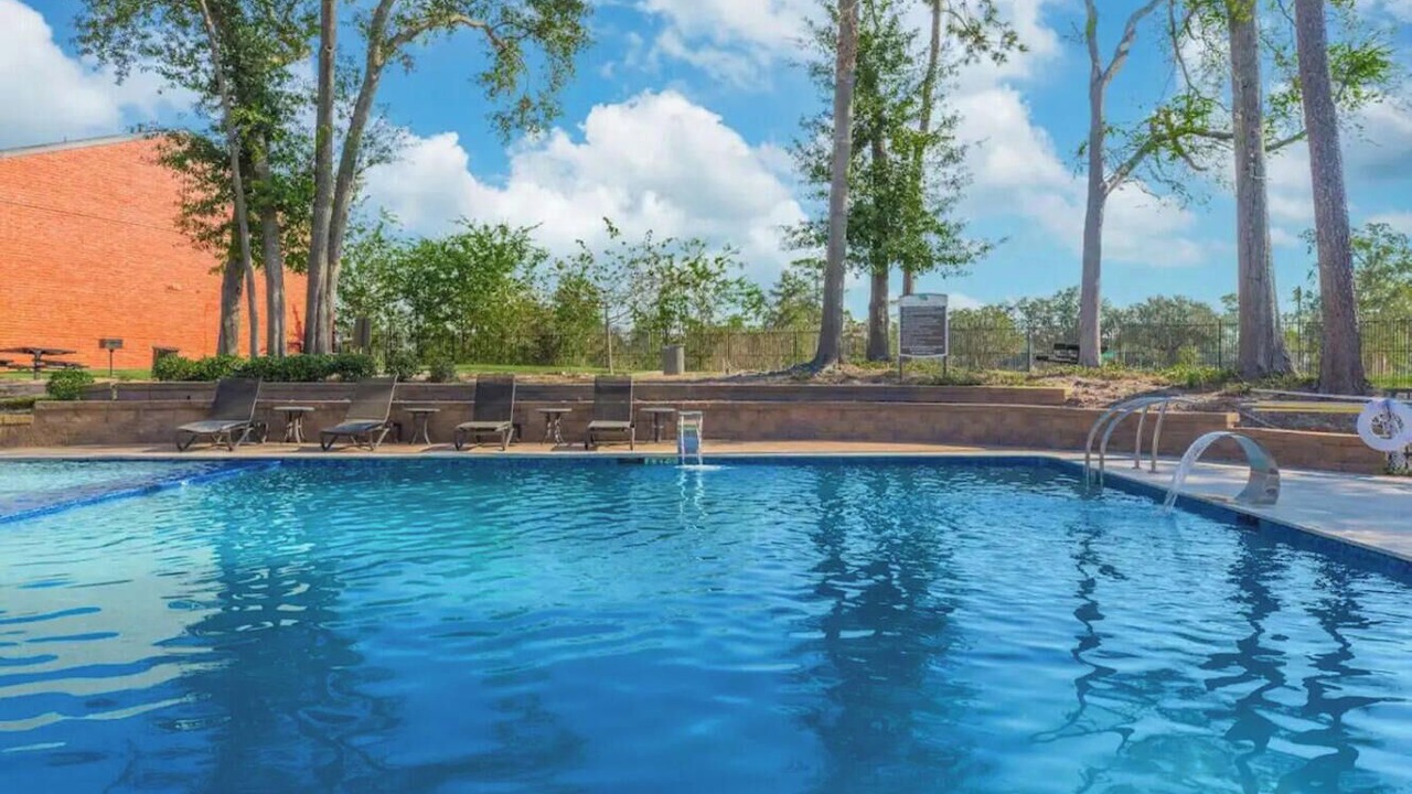 Photo of Outdoor in Garden Oaks