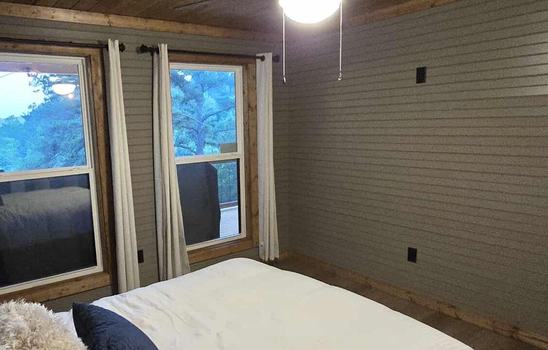 Photo of Bedroom in Fairfield Bay