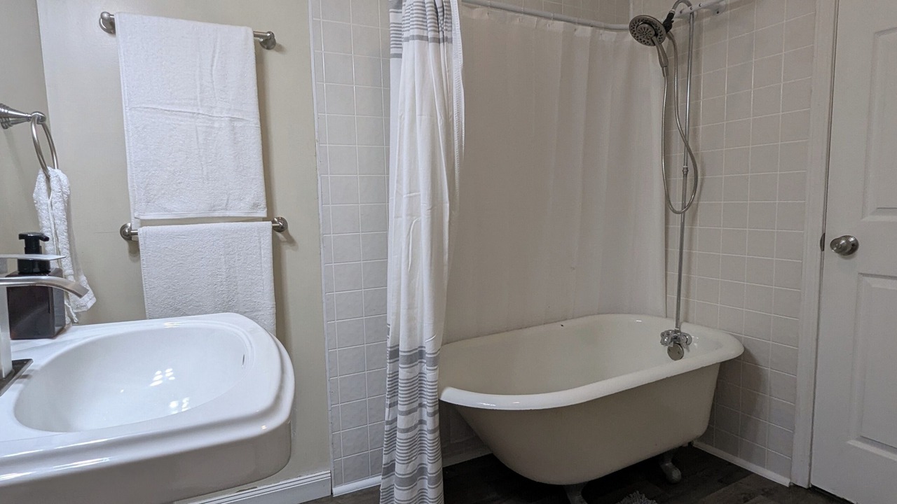 Photo of Bathroom in Marion