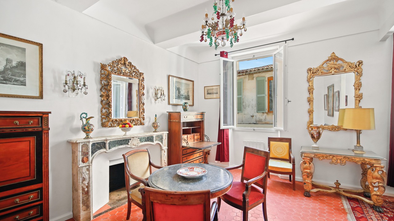 Photo of Others in Hyeres City Centre