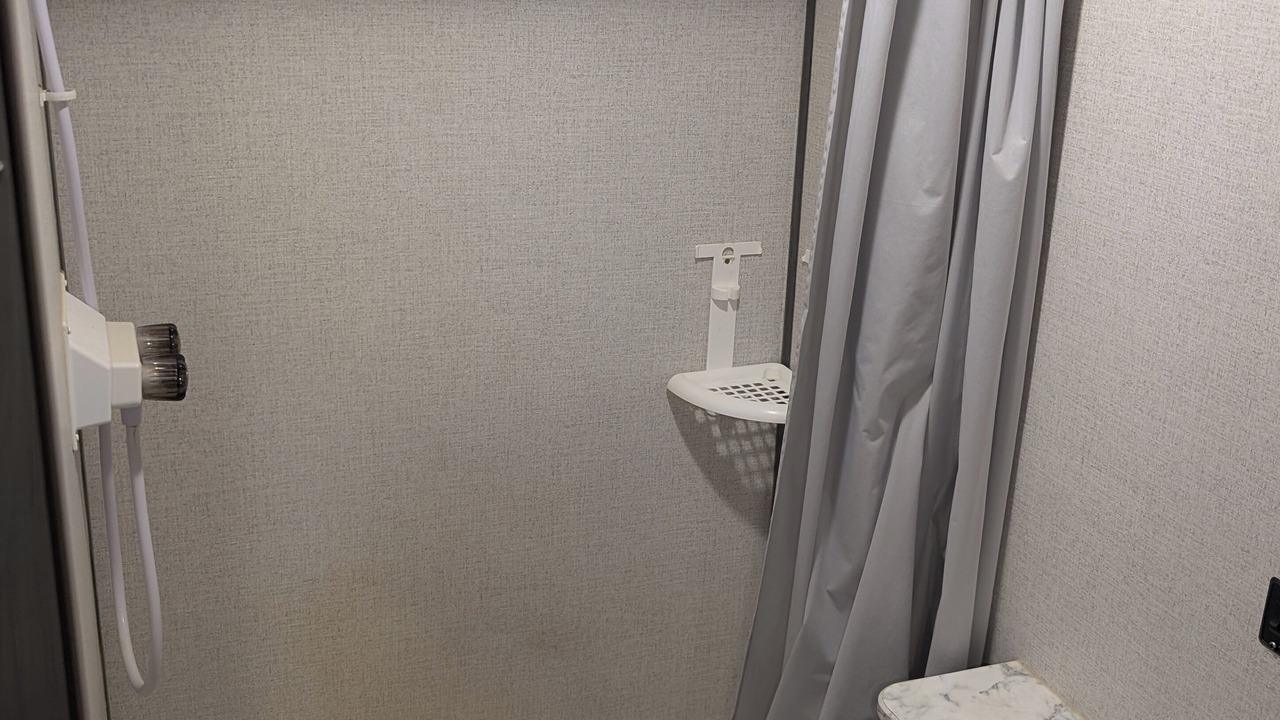 Photo of Bathroom in Chuluota