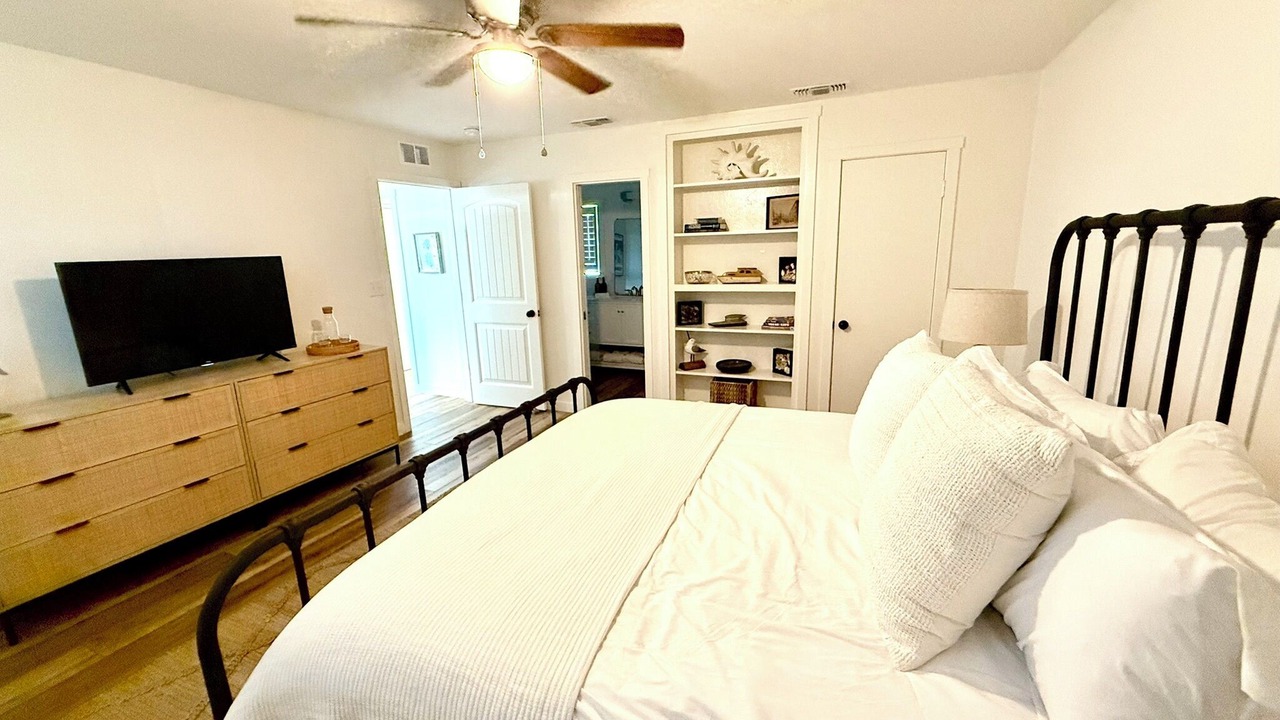 Photo of Bedroom in Key Allegro