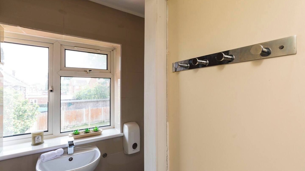 Photo of Others in Crawley City Centre