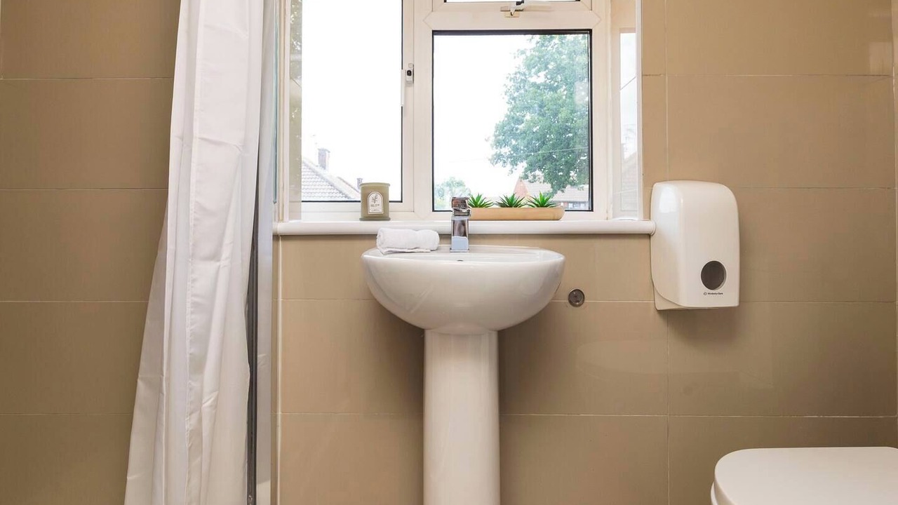 Photo of Others in Crawley City Centre