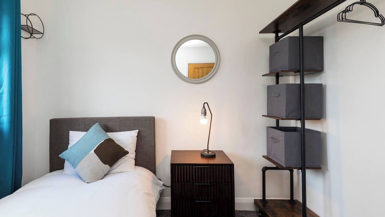 Photo of Others in Crawley City Centre