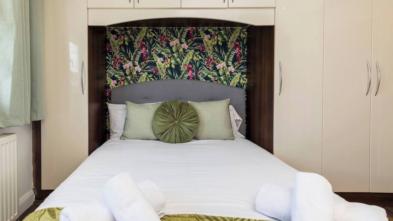 Photo of Others in Crawley City Centre