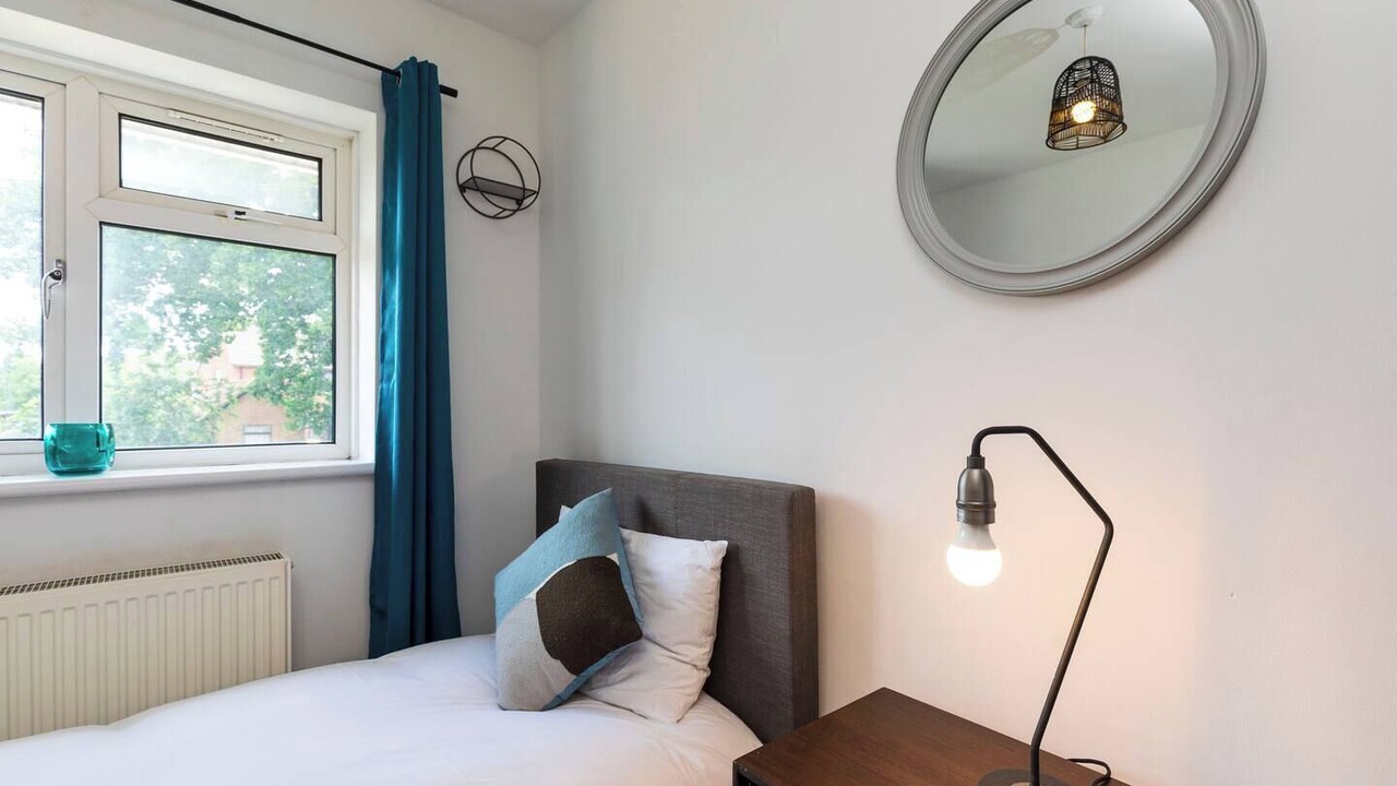 Photo of Others in Crawley City Centre