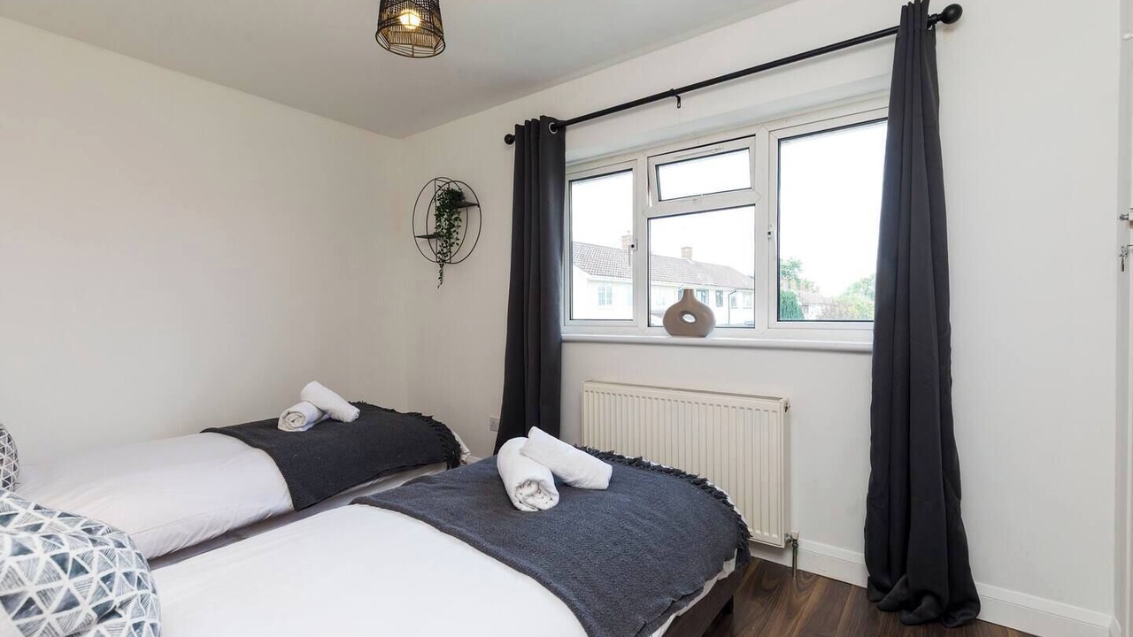 Photo of Others in Crawley City Centre