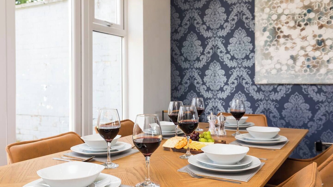 Photo of Others in Crawley City Centre