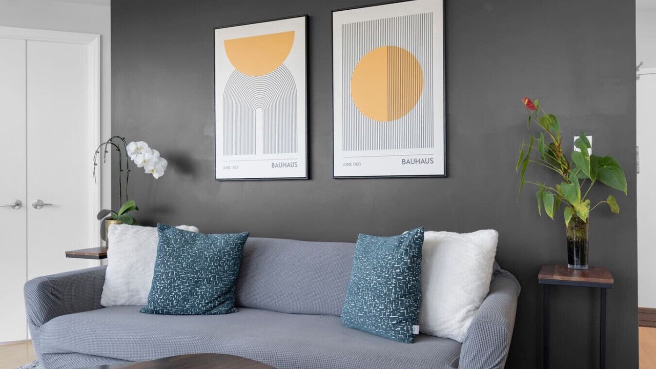 Photo of Livingroom in Cabbagetown