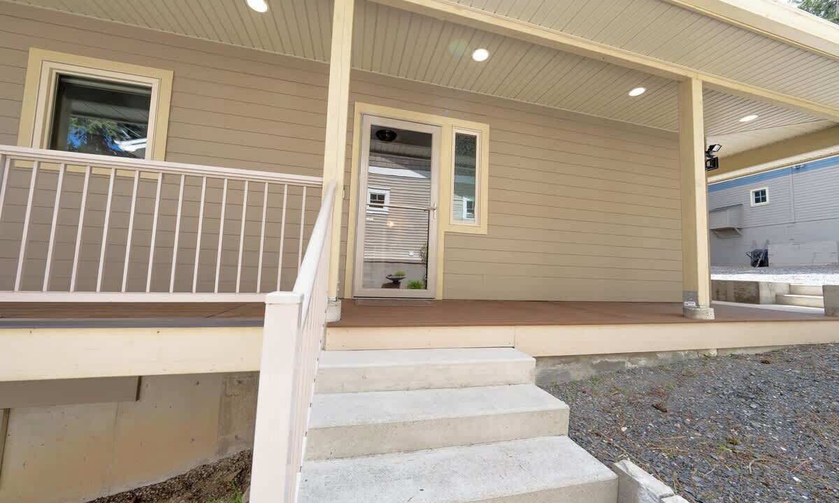 Photo of Outdoor in Loon Lake