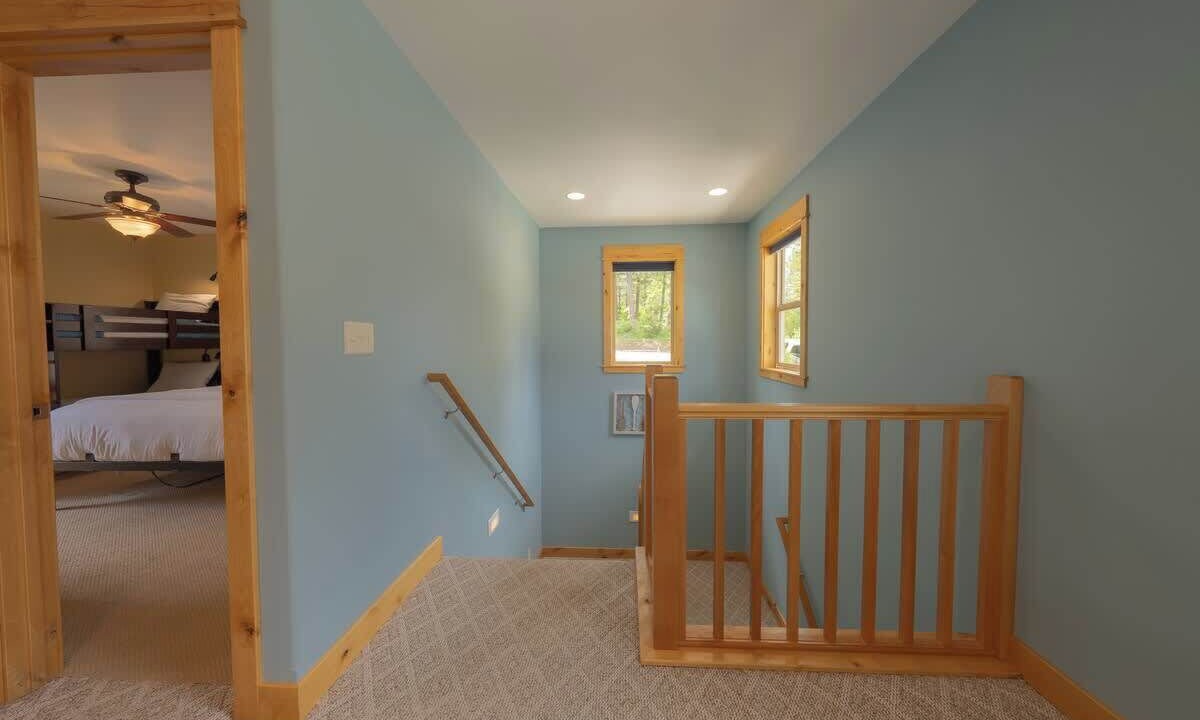 Photo of Bedroom in Loon Lake