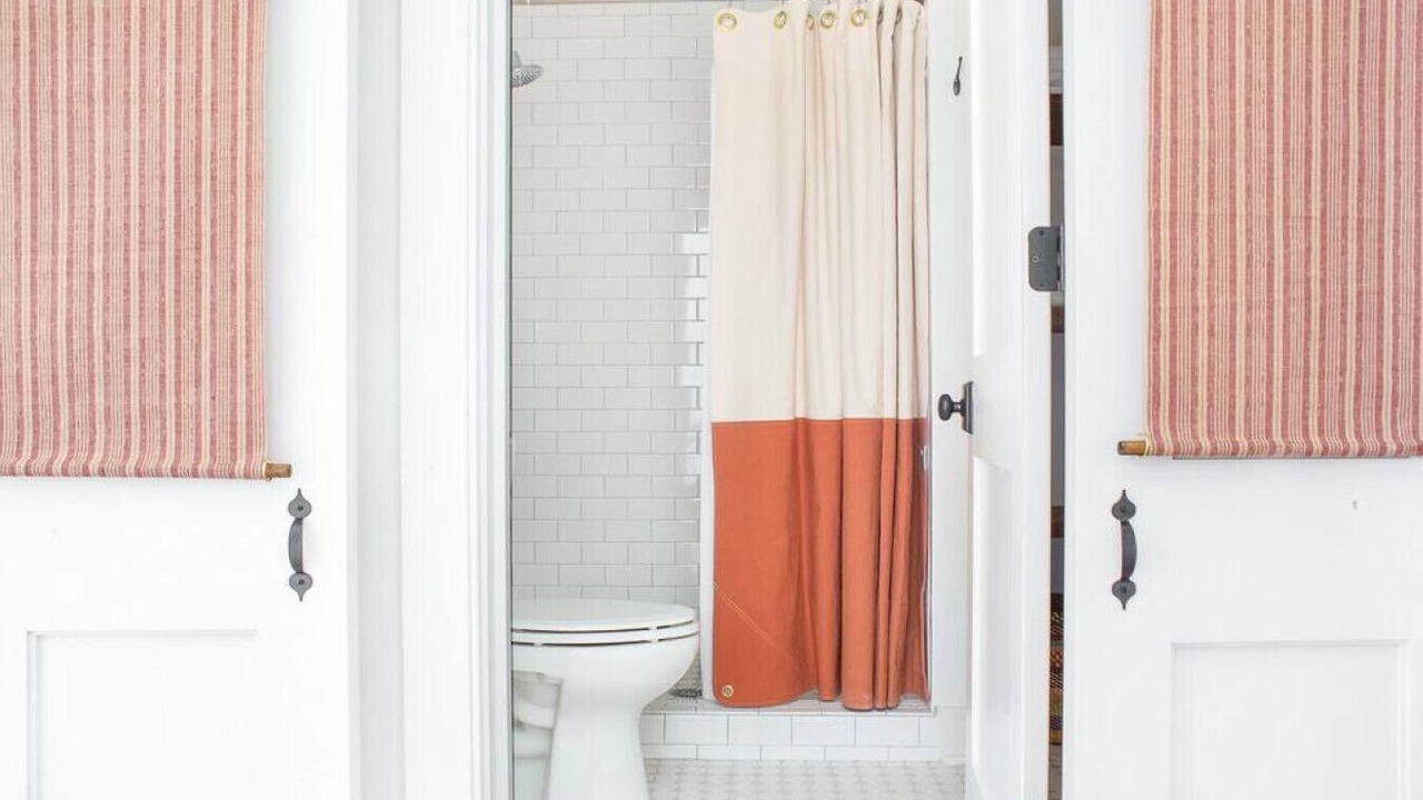 Photo of Bathroom in Yamacraw Village