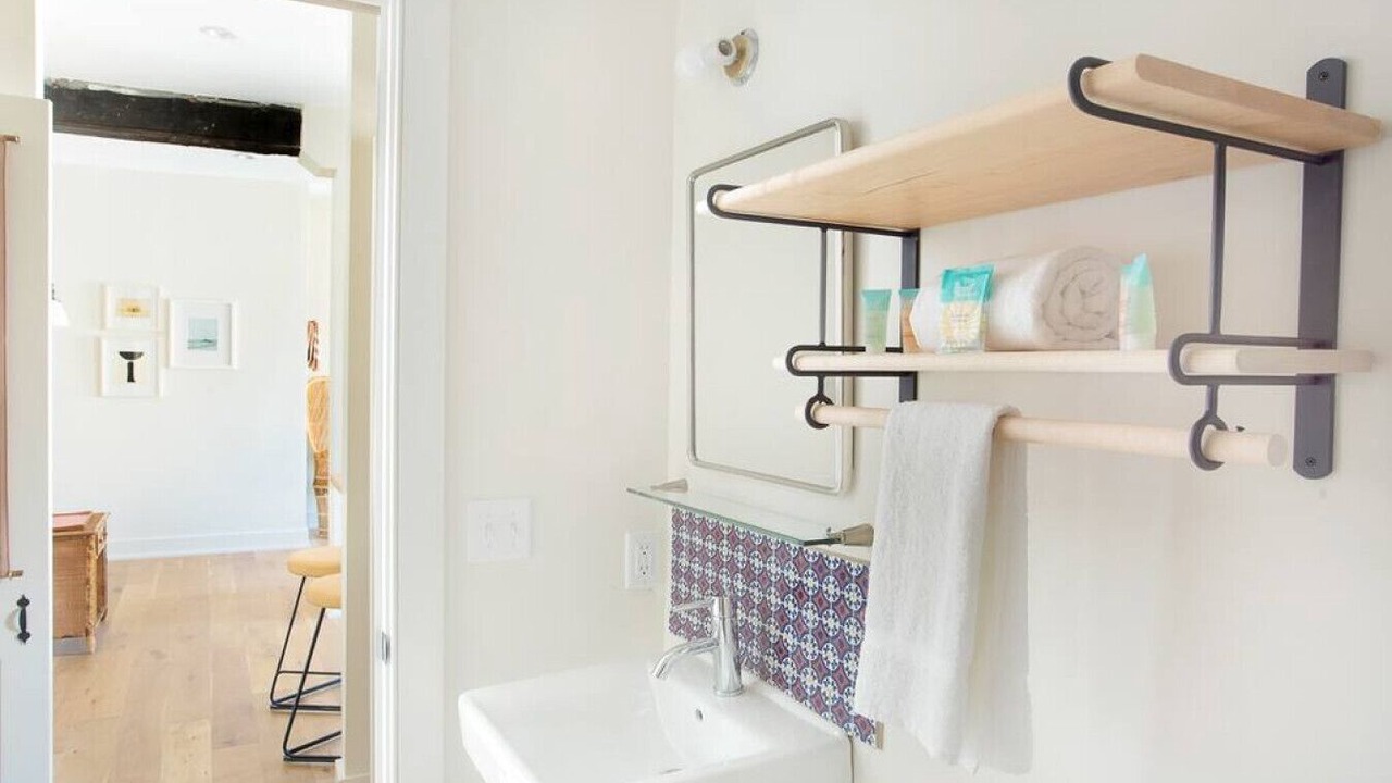 Photo of Bathroom in Yamacraw Village