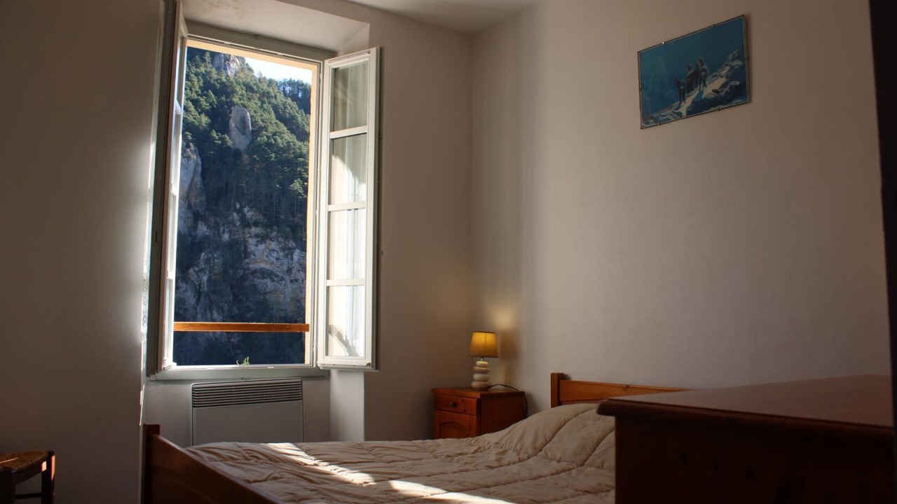 Photo of Bedroom in Peone