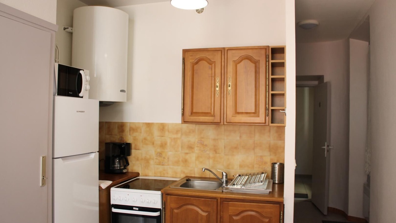 Photo of Kitchen in Peone