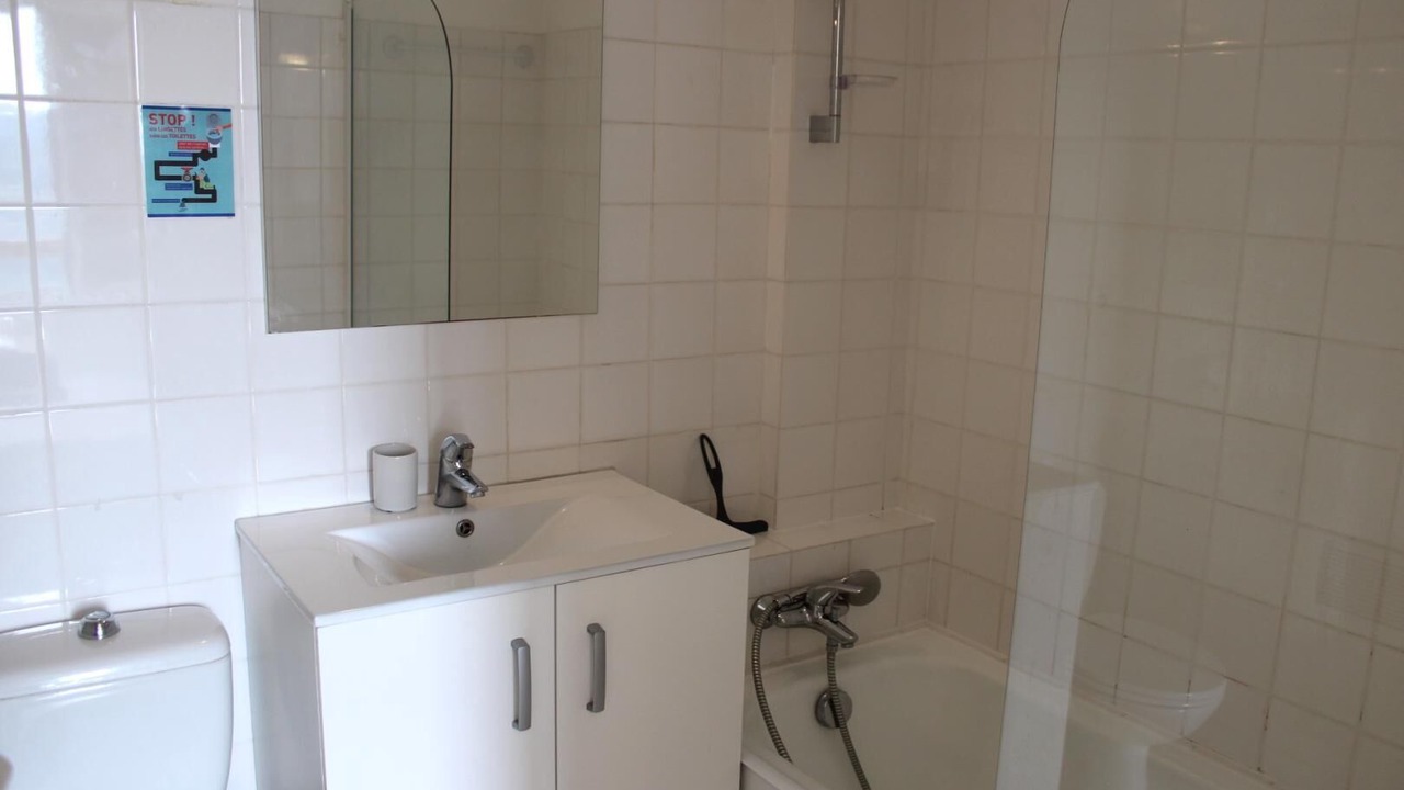 Photo of Bathroom in Coursegoules