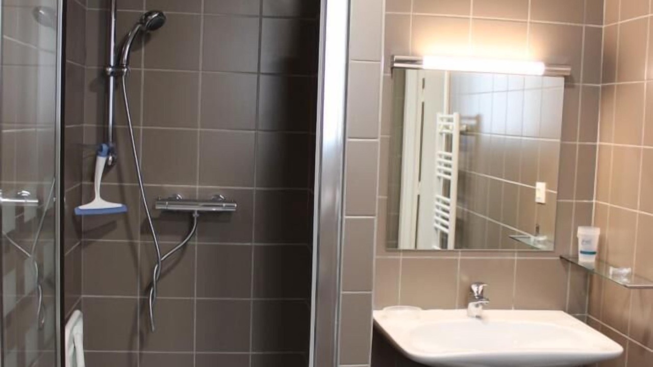 Photo of Bathroom in Saint-Sauveur-sur-Tinee