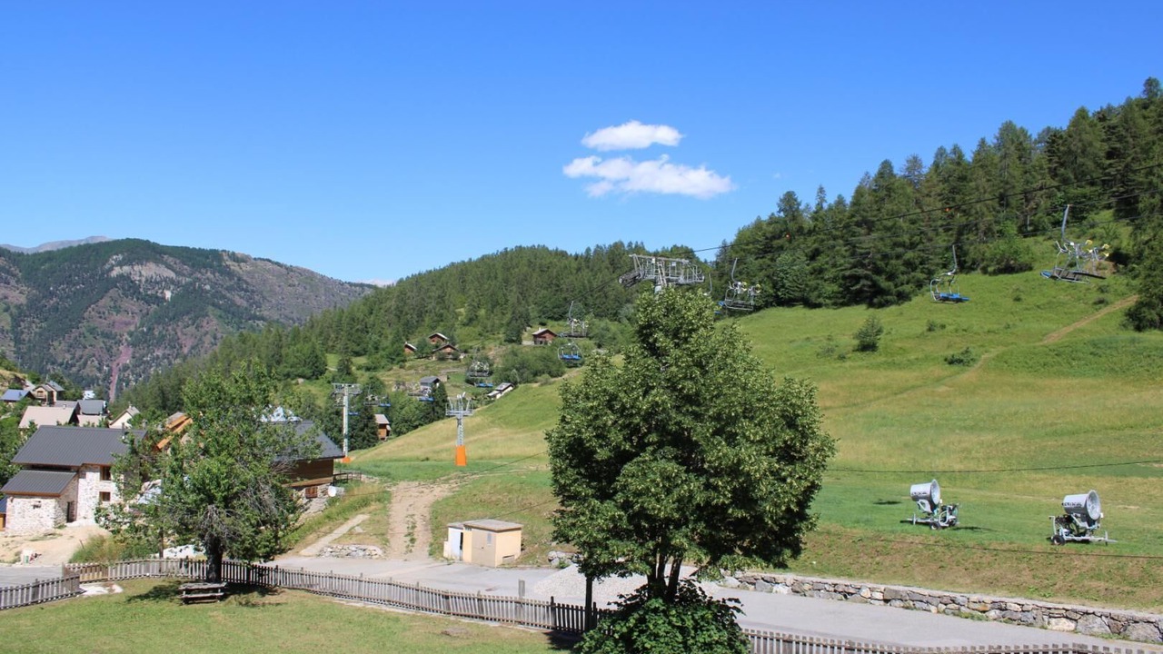 Photo of Others in Roubion