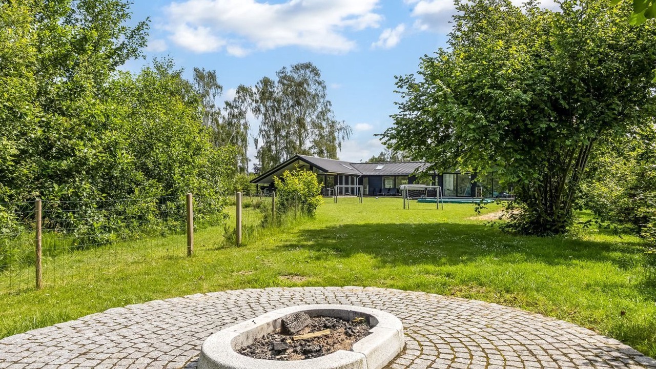 Photo of Others in Bøtø By