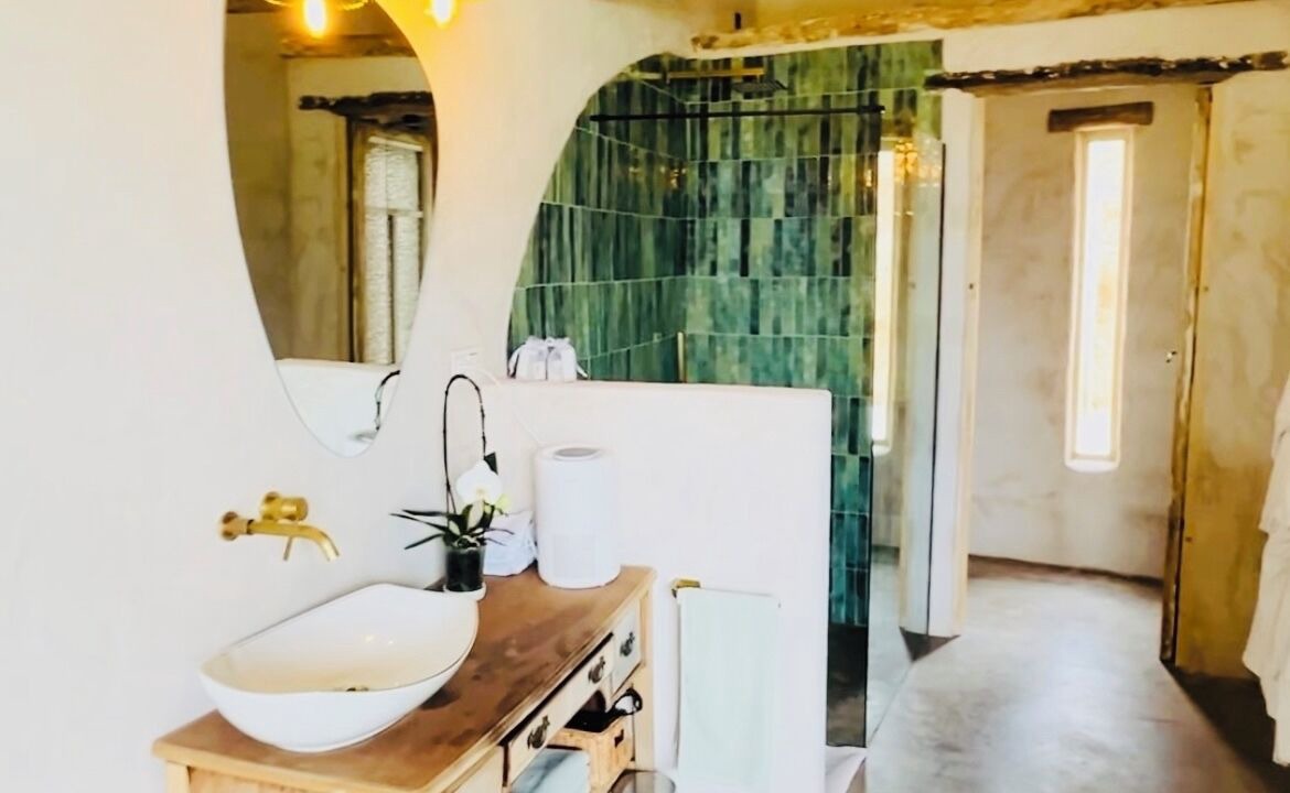 Photo of Bathroom in Los Navalucillos