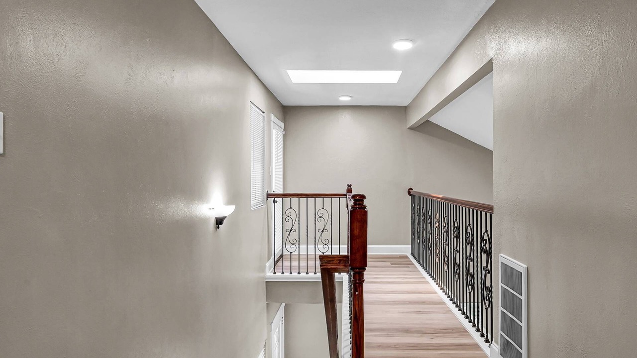 Photo of Patio Balcony in April Sound