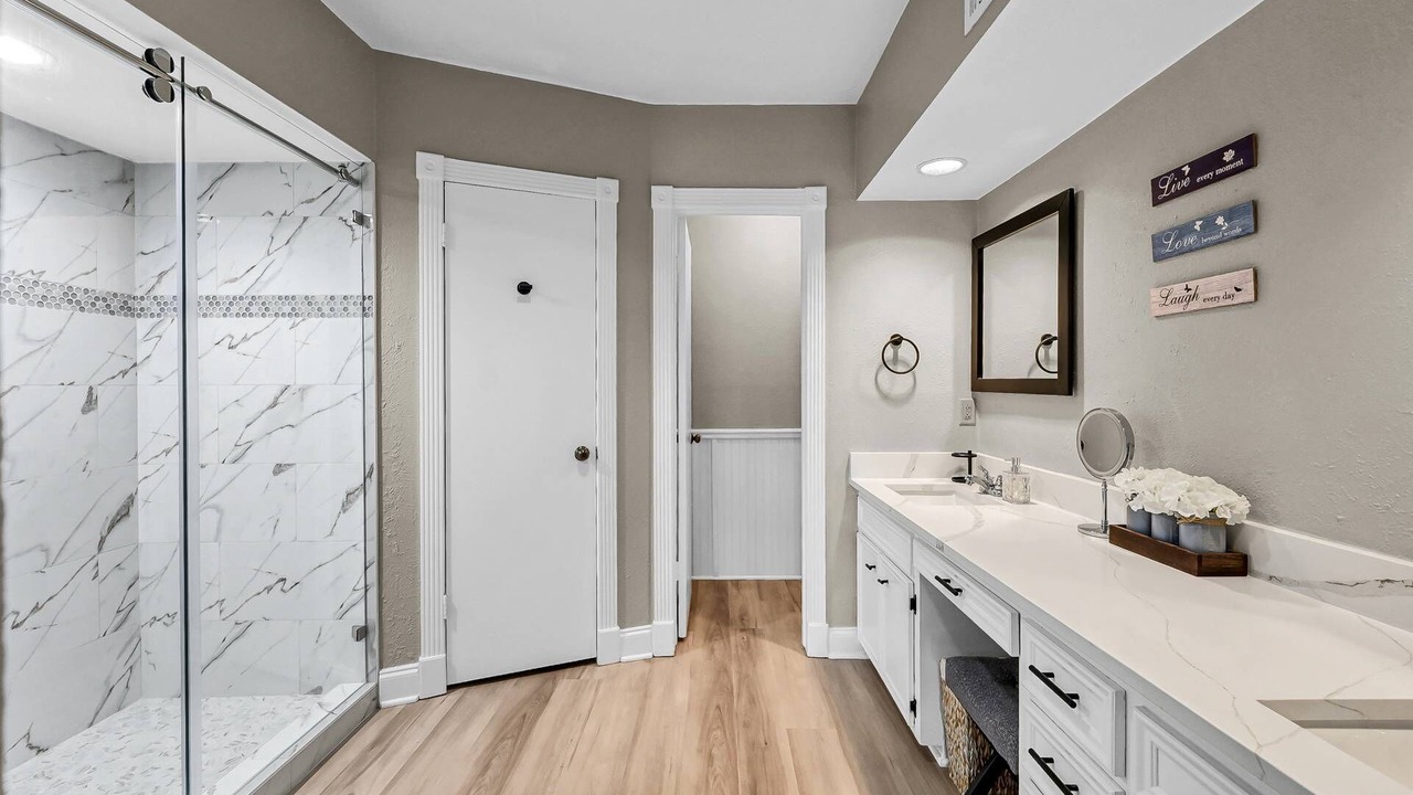Photo of Bathroom in April Sound