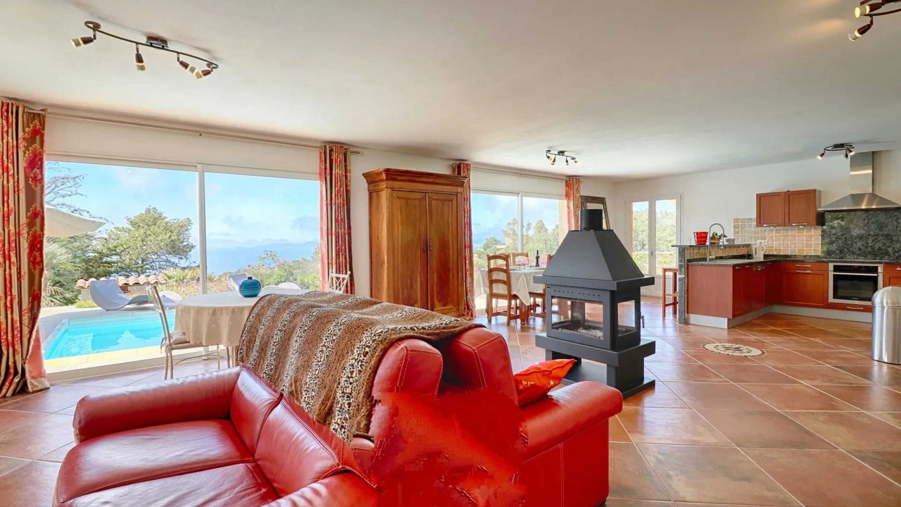 Photo of Livingroom in Coti-Chiavari