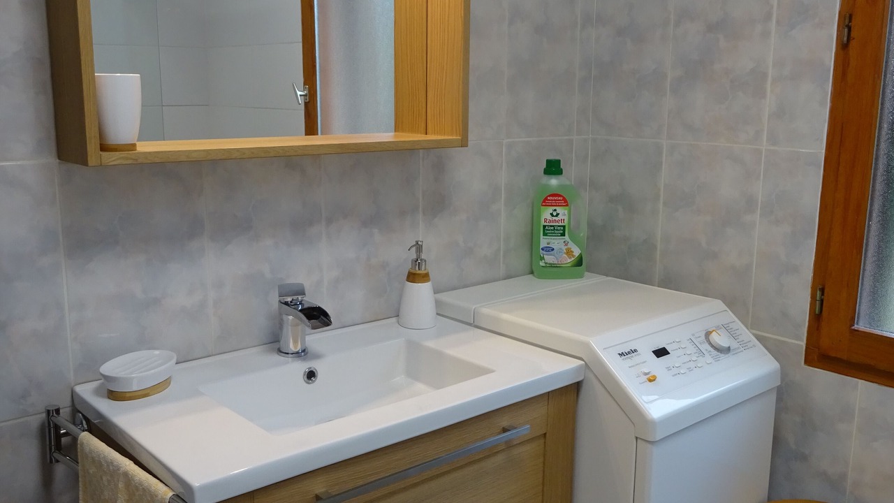 Photo of Bathroom in Villeneuve-de-Riviere