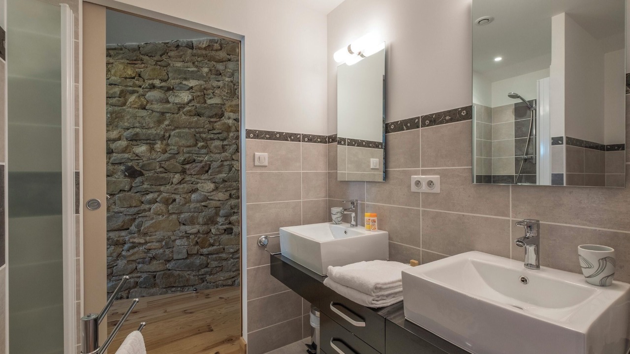 Photo of Bathroom in La Digne-d'Aval