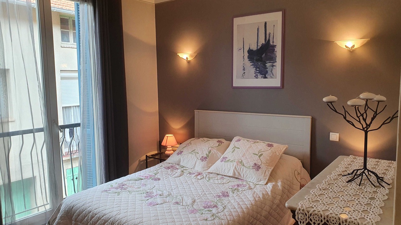 Photo of Bedroom in Roquebilliere