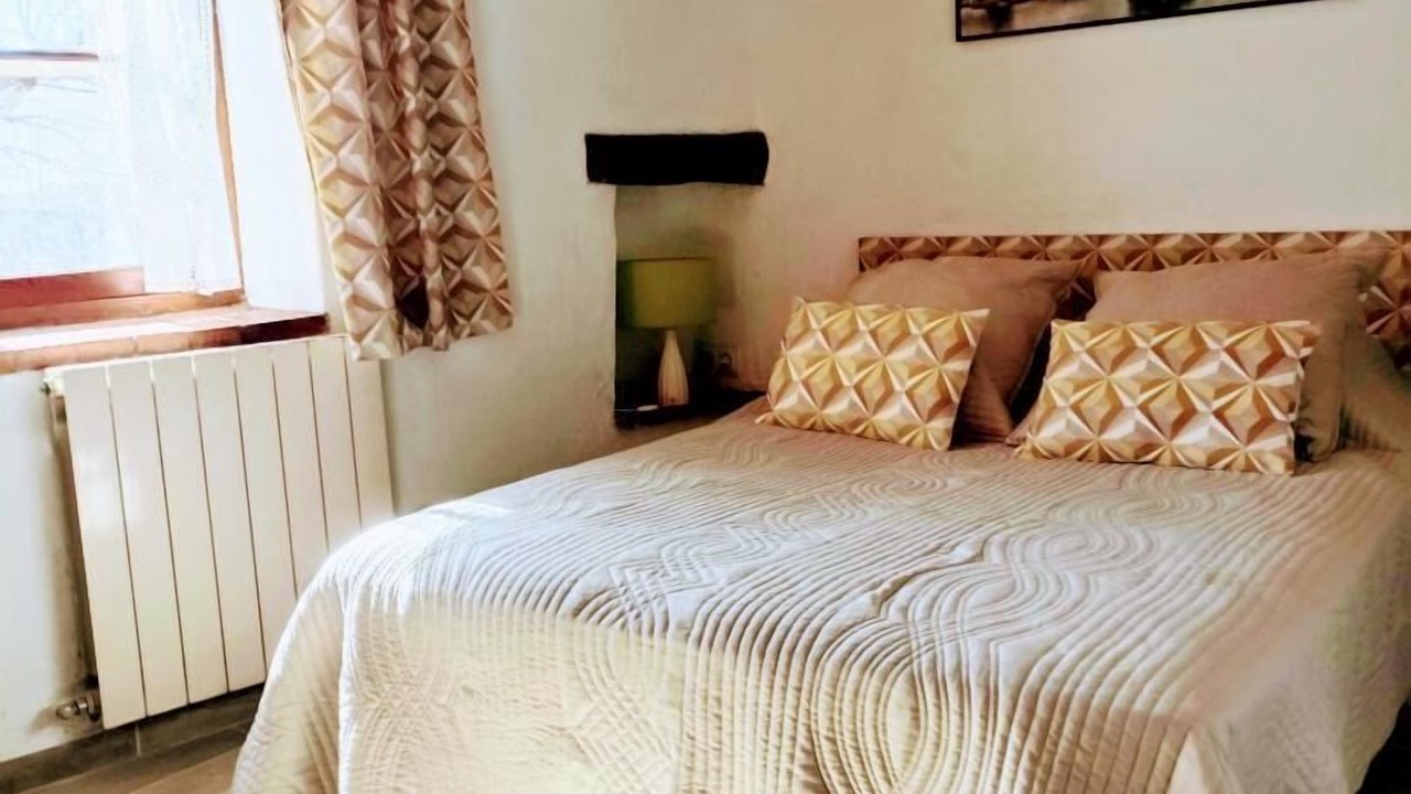 Photo of Bedroom in Seranon