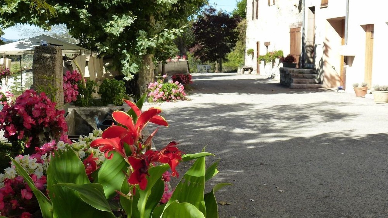 Photo of Outdoor in Seranon