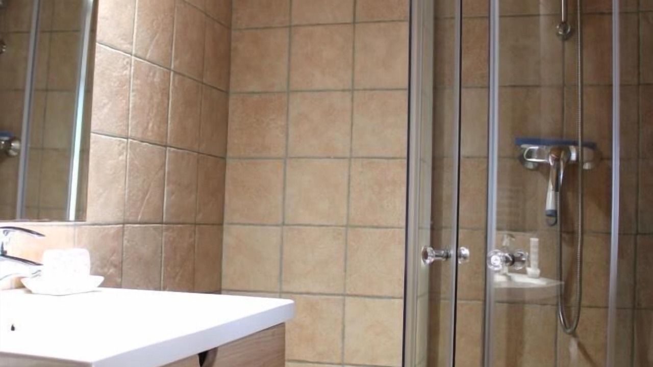 Photo of Bathroom in Tourrette-Levens