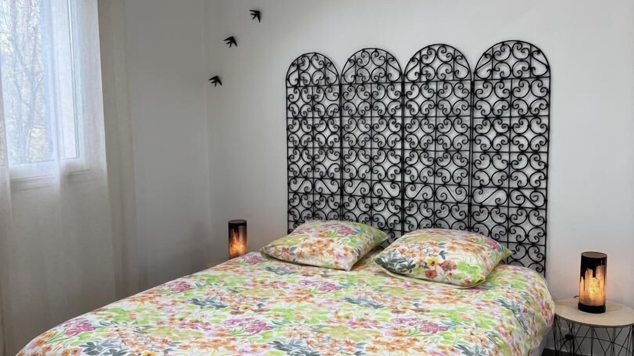 Photo of Bedroom in Biot