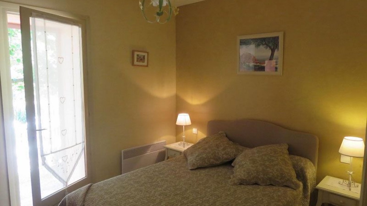 Photo of Bedroom in Biot