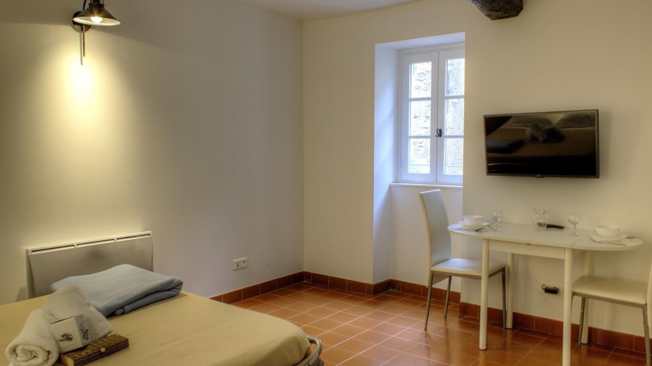 Photo of Bedroom in Chateauneuf-Grasse