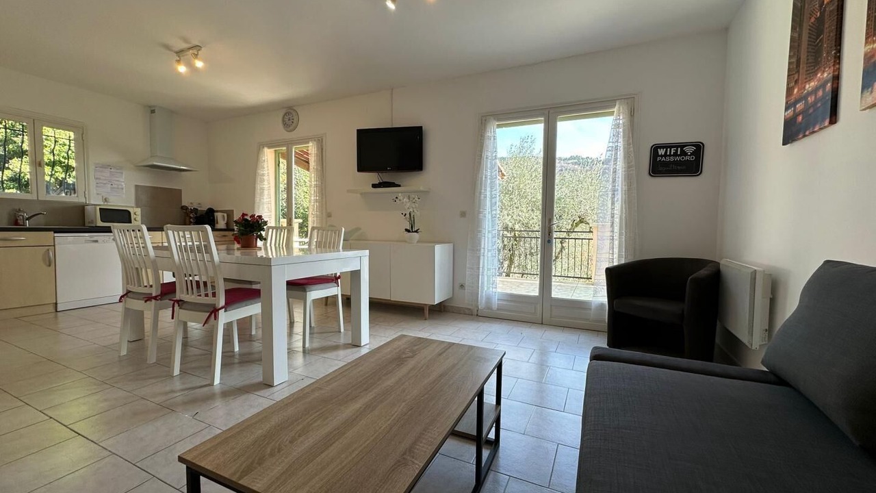 Photo of Livingroom in Coaraze