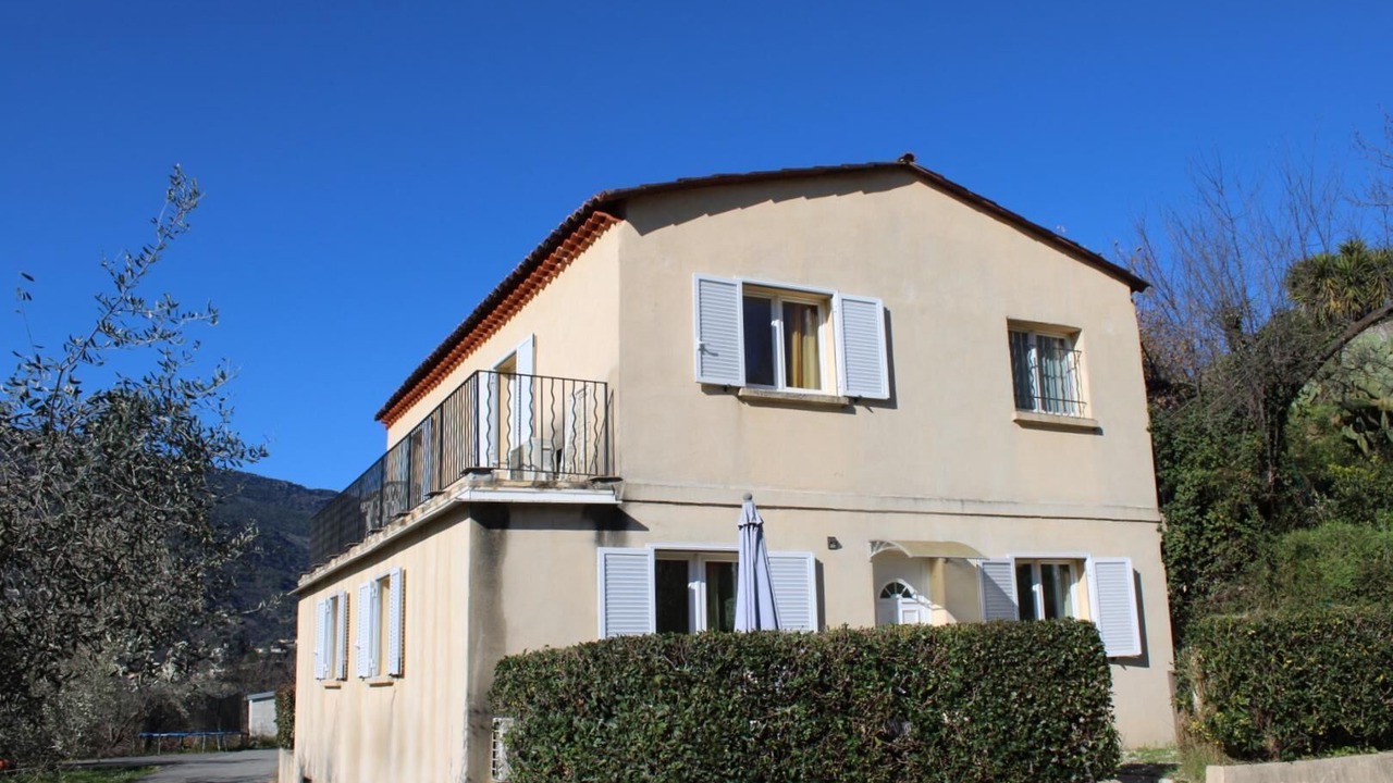 Photo of Outdoor in Contes